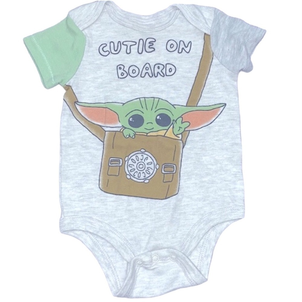 STAR WARS Mandalorian Grogu baby yoda onesie size 6-9 months